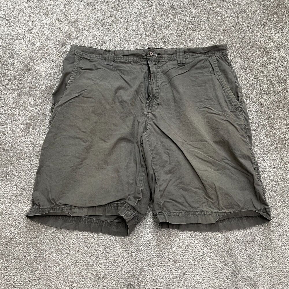 Columbia ROC Chino Shorts Mens 36W 10L Green Cotton Outdoor Fishing Casual 36x9
